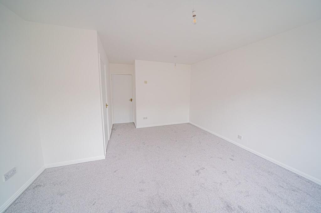 Kerswell Drive, Shirley, B90 photo 3