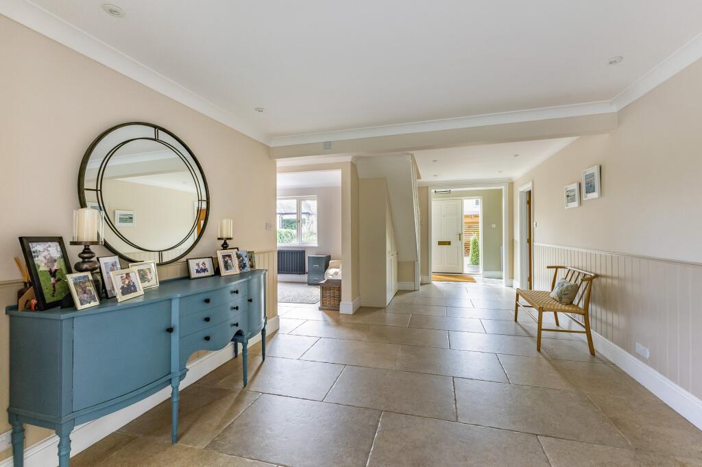 House in Cotswold, Cirencester - View 5