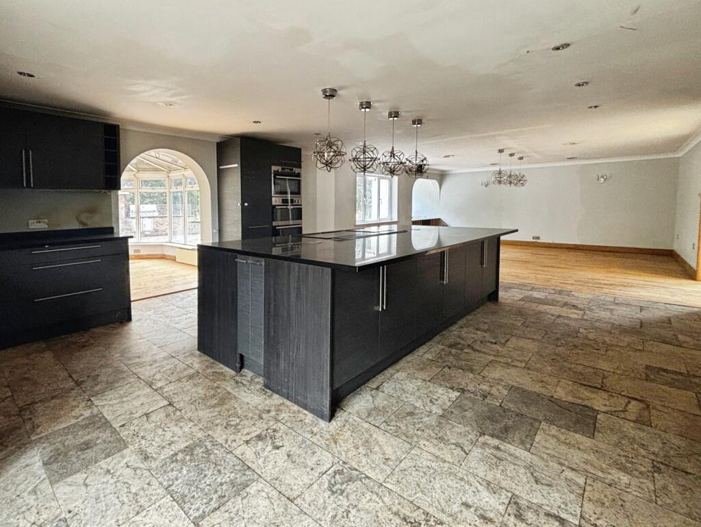 House in Tonbridge - View 2