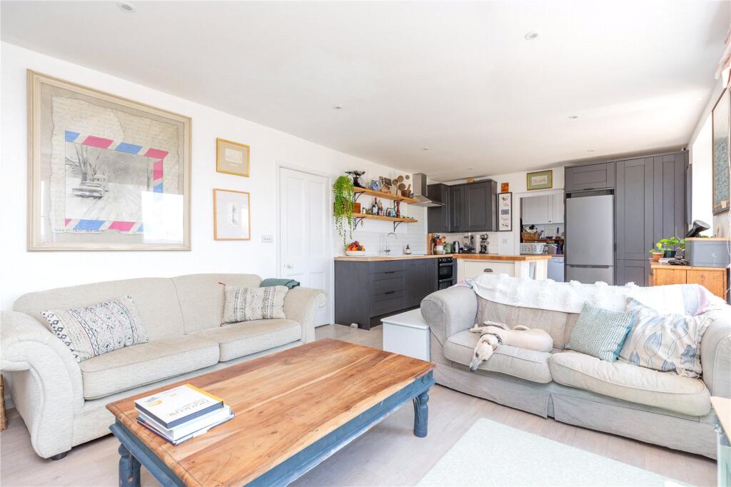 House in Cucklington - View 5