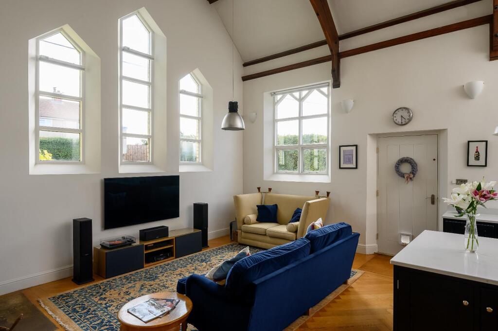House in York - View 4