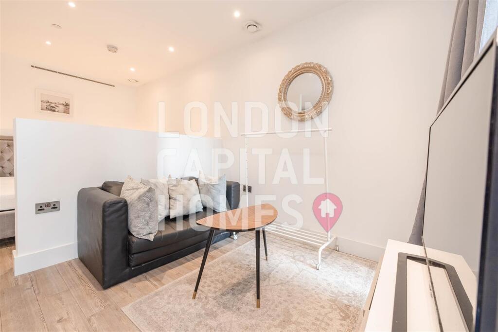 Studio apartment for rent