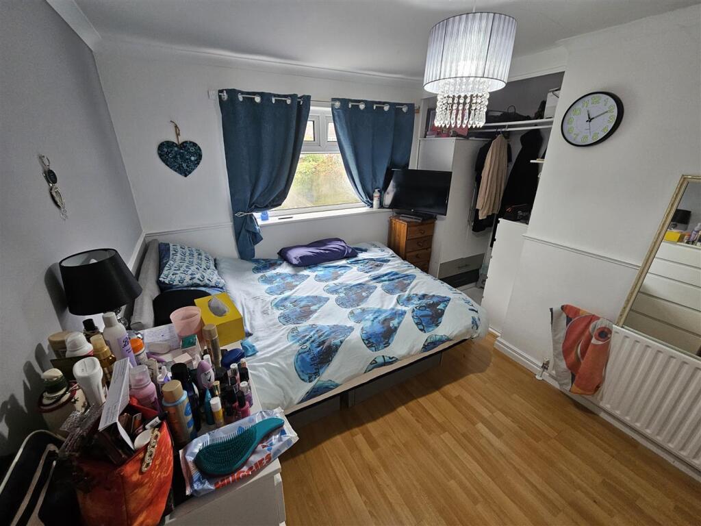 House in Cardiff, Caerau - View 5
