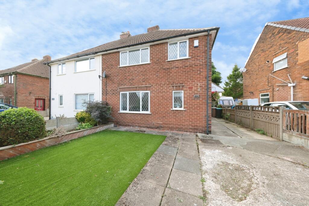 Main image of property: Beech Tree Avenue, Mansfield Woodhouse, Mansfield, Nottinghamshire, NG19