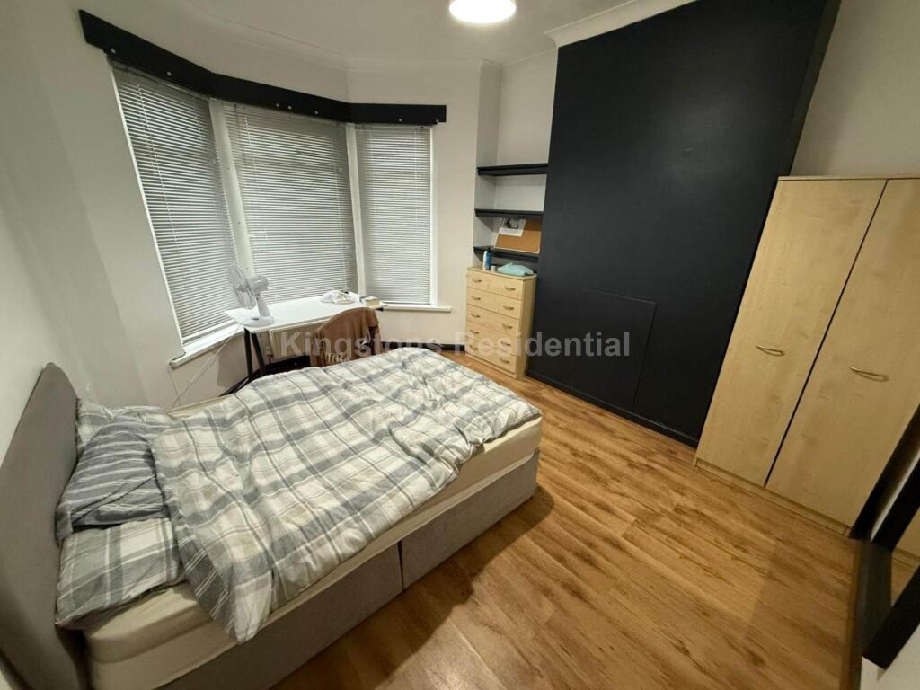 House in Cardiff - View 4