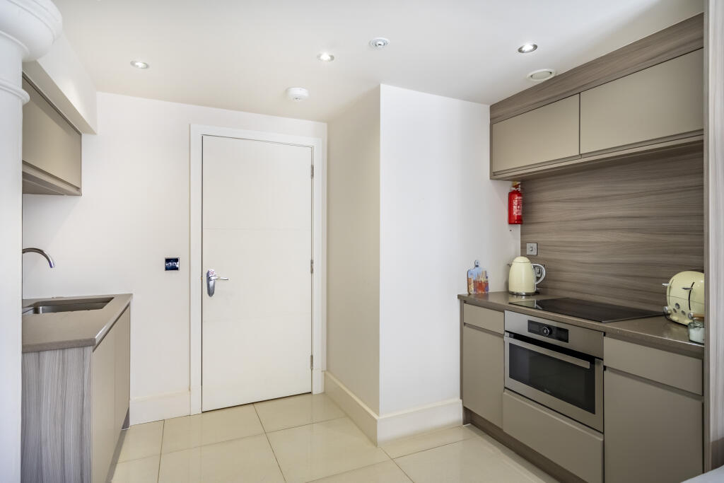 Apartment in York - View 3