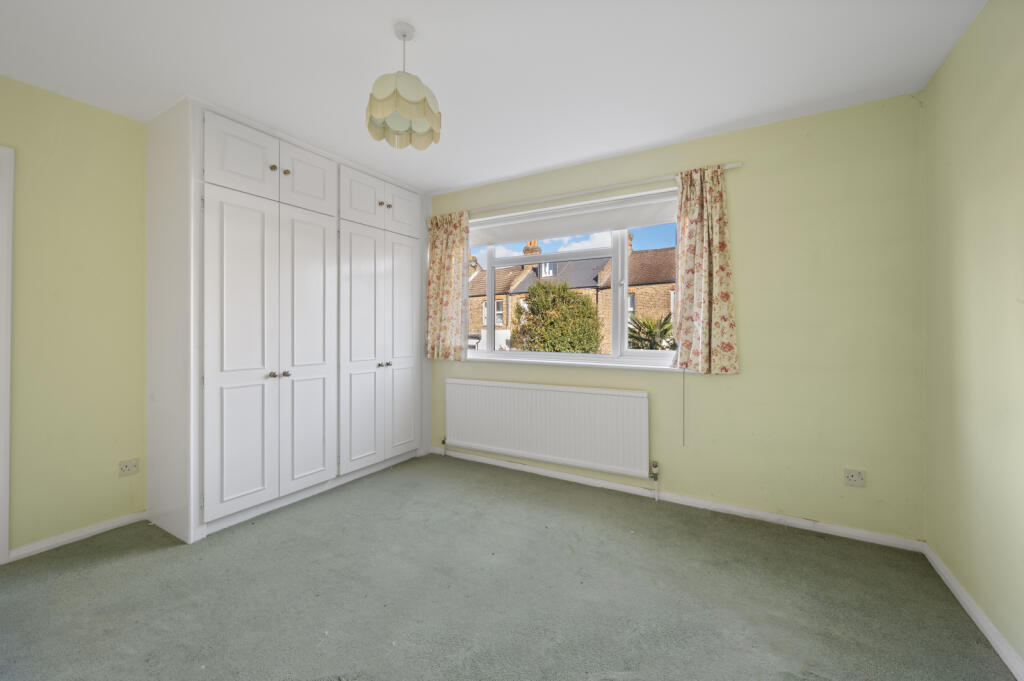 Stanton Road, London, SW20 photo 4