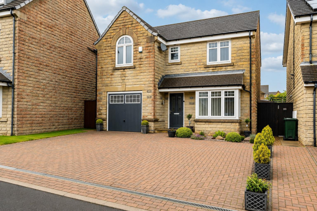 Main image of property: Burwood Fold, Queensbury