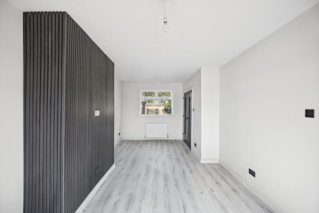House in Motherwell, North Lanarkshire - View 3