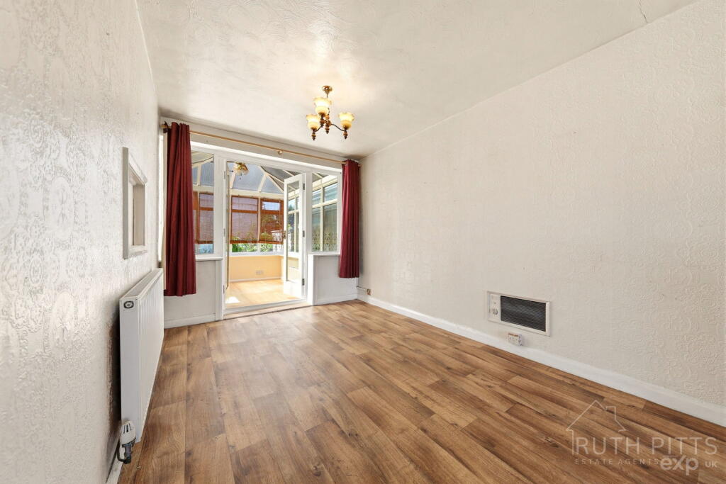 Ashdene Drive, Crofton, WF4 photo 4