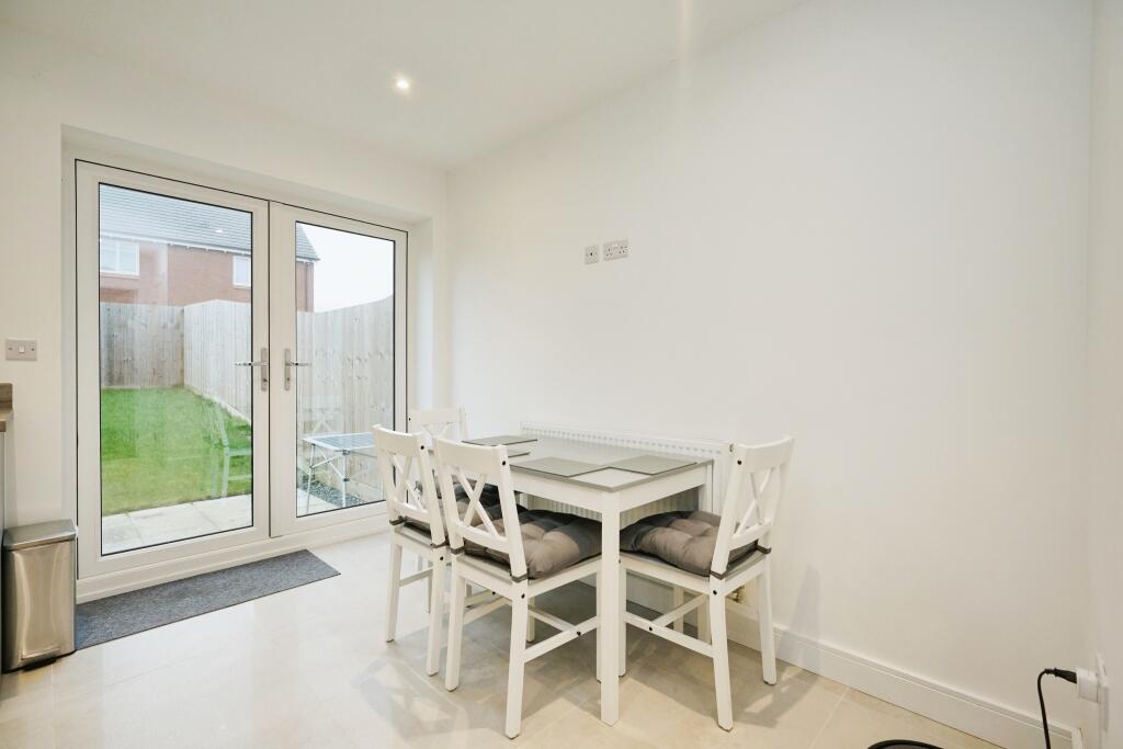 Perkins Close, COALVILLE, Leicestershire, LE67 photo 3