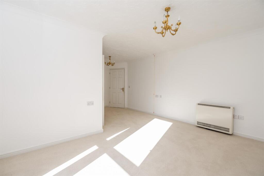 Apartment in Birmingham - View 3