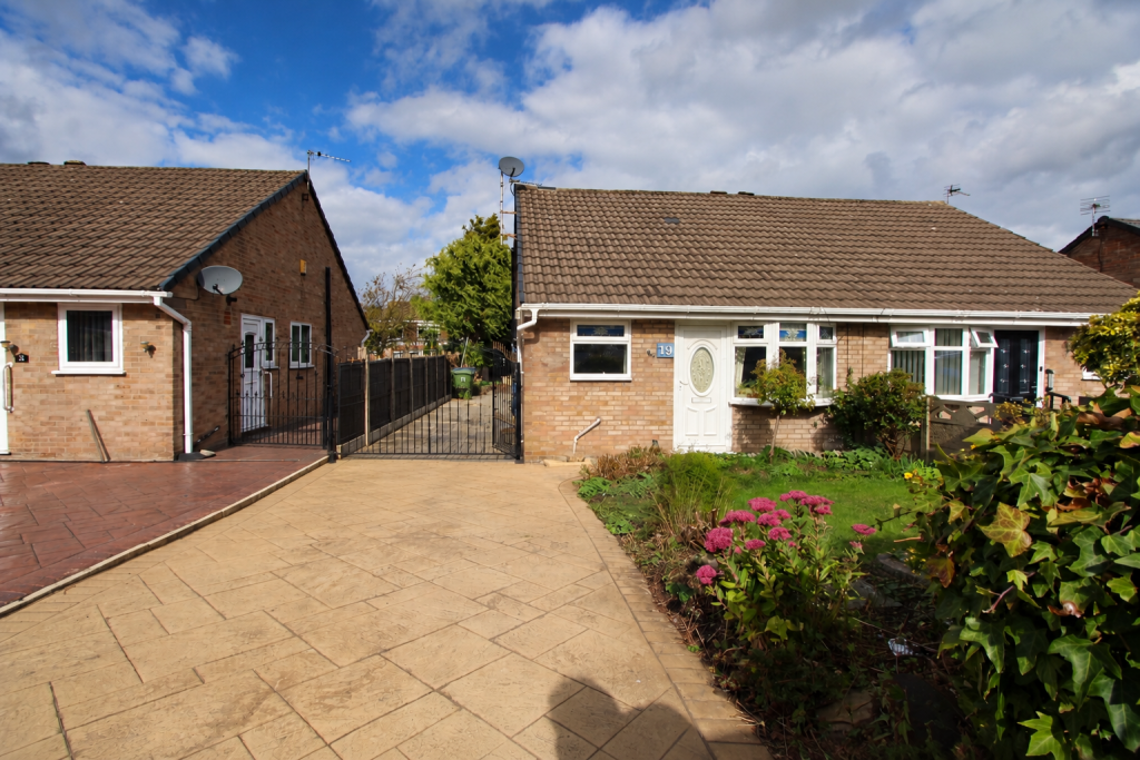 2-bed semi-detached on Raithby Drive, Wigan, WN3, £170,000
