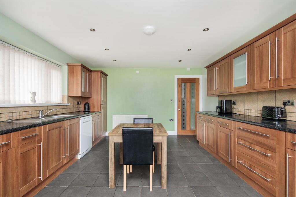 House in Newcastle upon Tyne - More