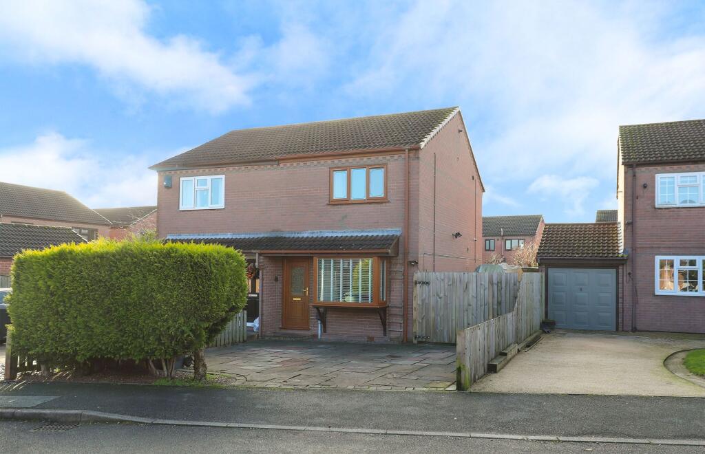 2-bed semi-detached on Cherry Tree Grove, North Wingfield, S42, £170,000