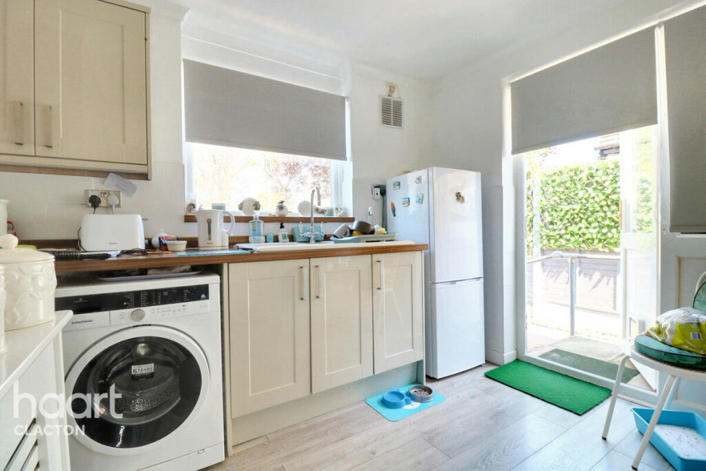 House in Jaywick - View 4