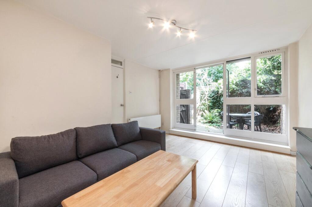 Main image of property: Cloysters Green, 
St. Katharine Docks, E1W