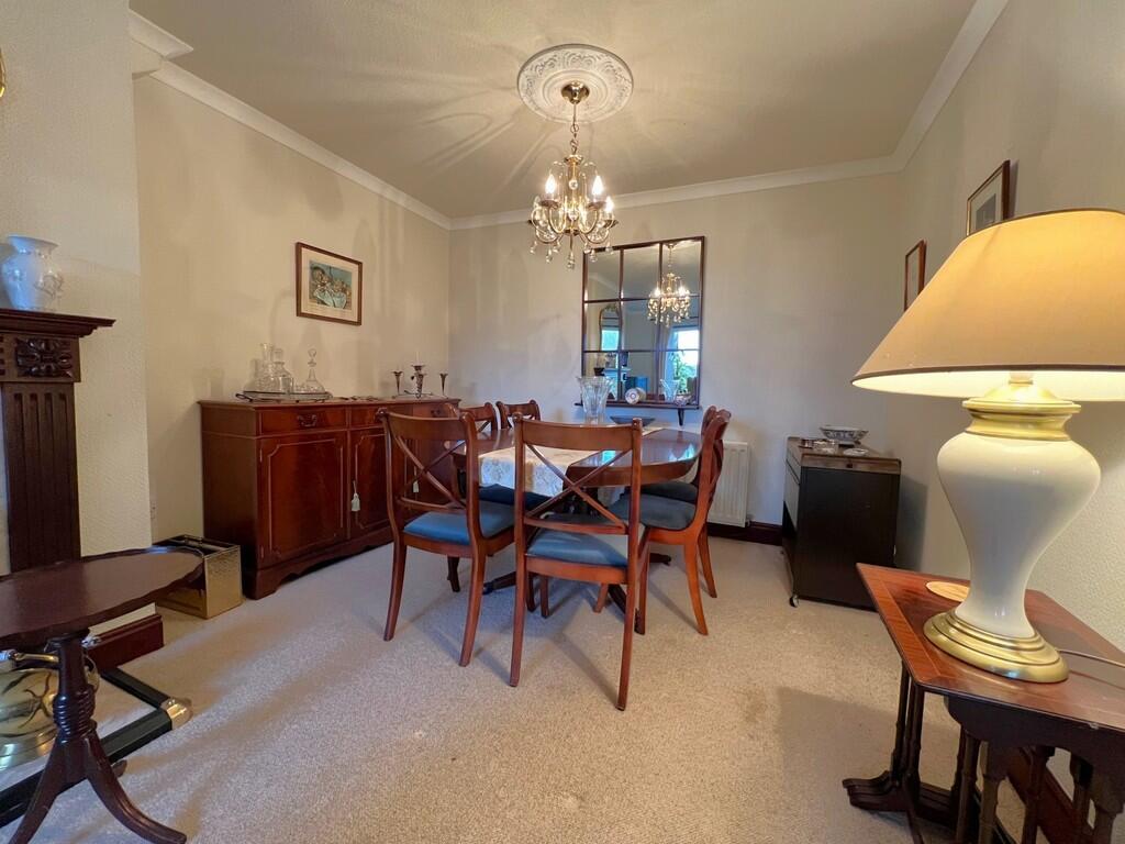 6 Whooff House photo 3
