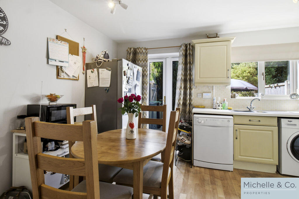Appletrees Crescent, Bromsgrove photo 5