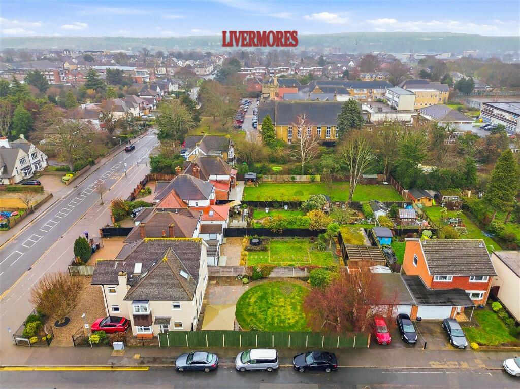 Shepherds Lane, Dartford photo 4