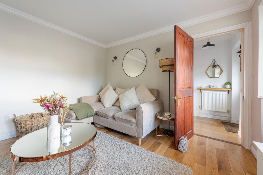 House in Ipswich - View 4