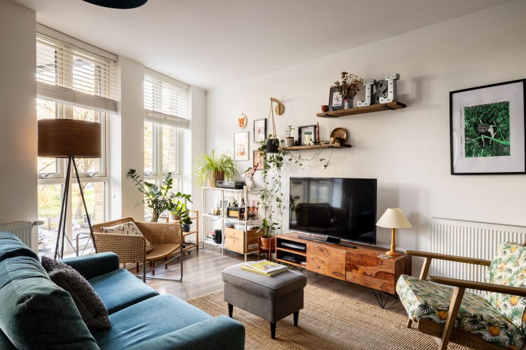 Main image of property: Guide £450,000 - £475,000, Braid Court, Nellie Cressall Way, E3