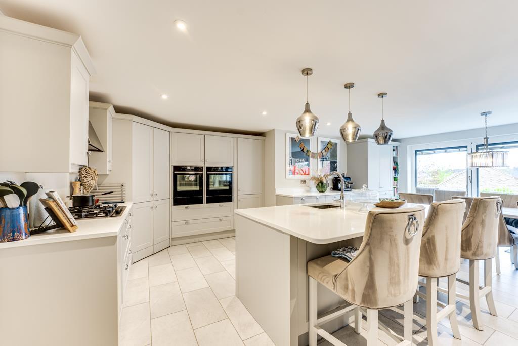 House in Burton Latimer - View 3