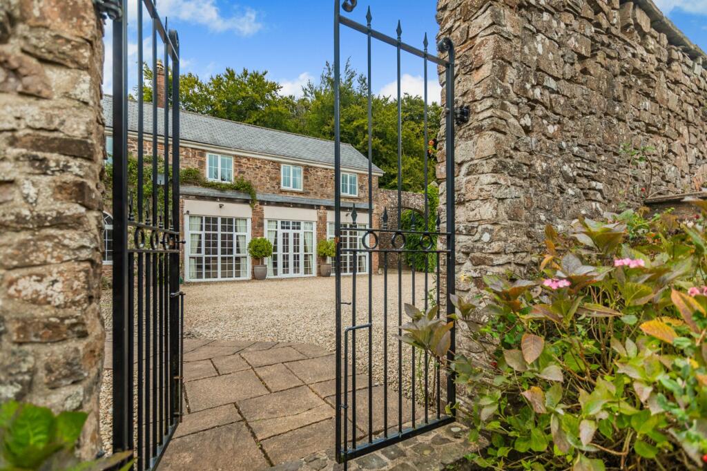 Main image of property: Stoodleigh, Tiverton, EX16