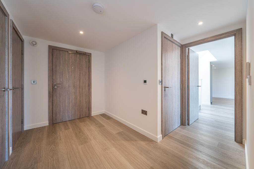 Apartment in London - View 5