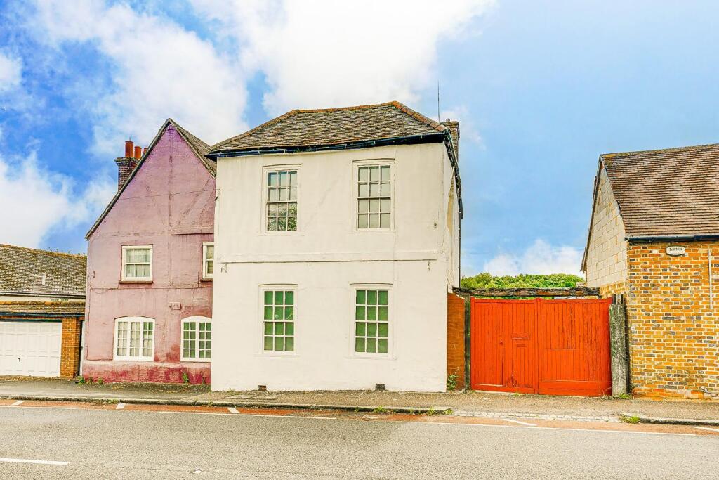 Main image of property: Watling Street, Hockliffe, Leighton Buzzard