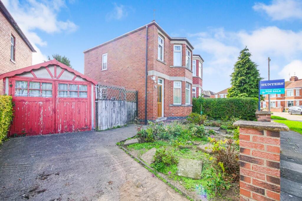 House in York, Tang Hall - More