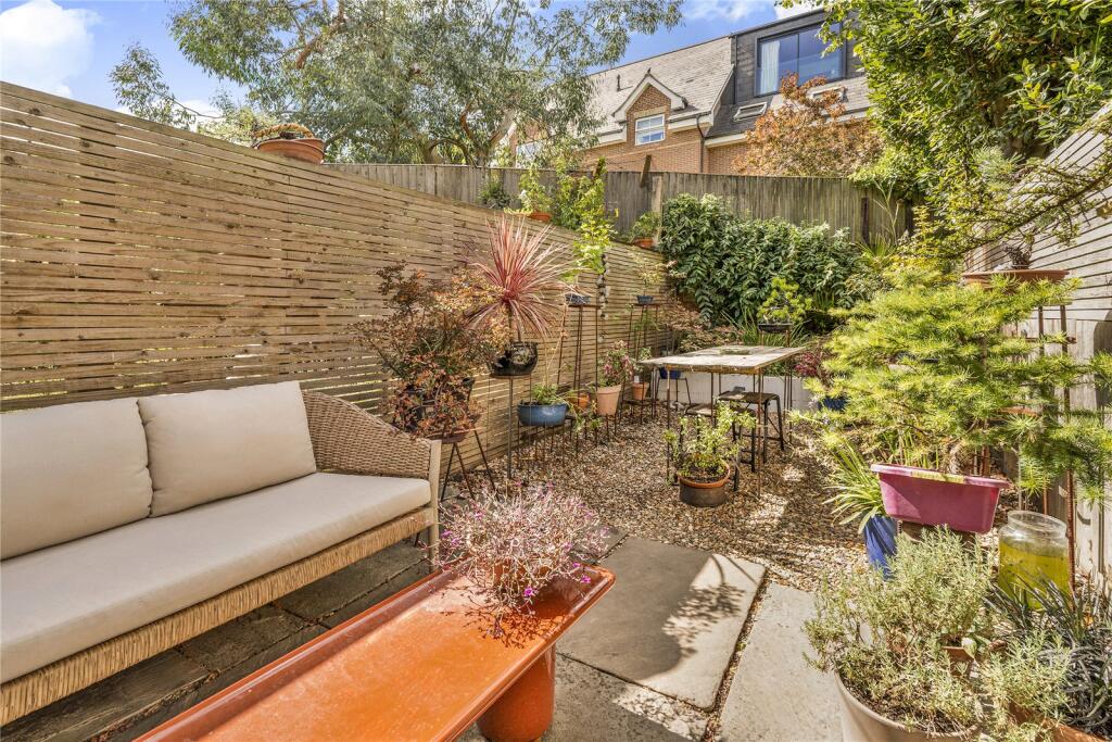 Apartment in London, Bellenden - More