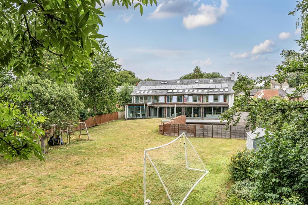 Main image of property: High Street, Halberton