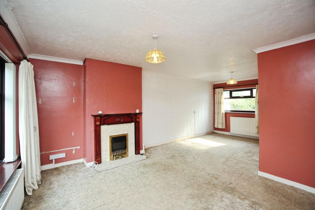 House in Cardiff, Llantrisant - View 4