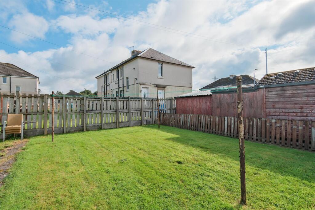 Apartment in Wishaw, Waterloo - More