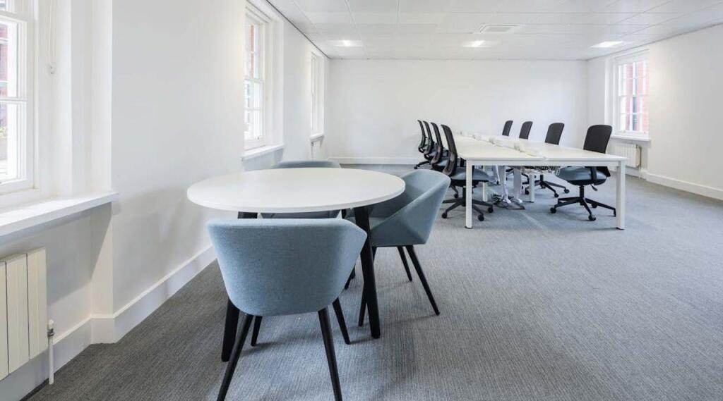 Additional image 3 of The Courtyard, 707 Warwick Road, Solihull, B91 3DA