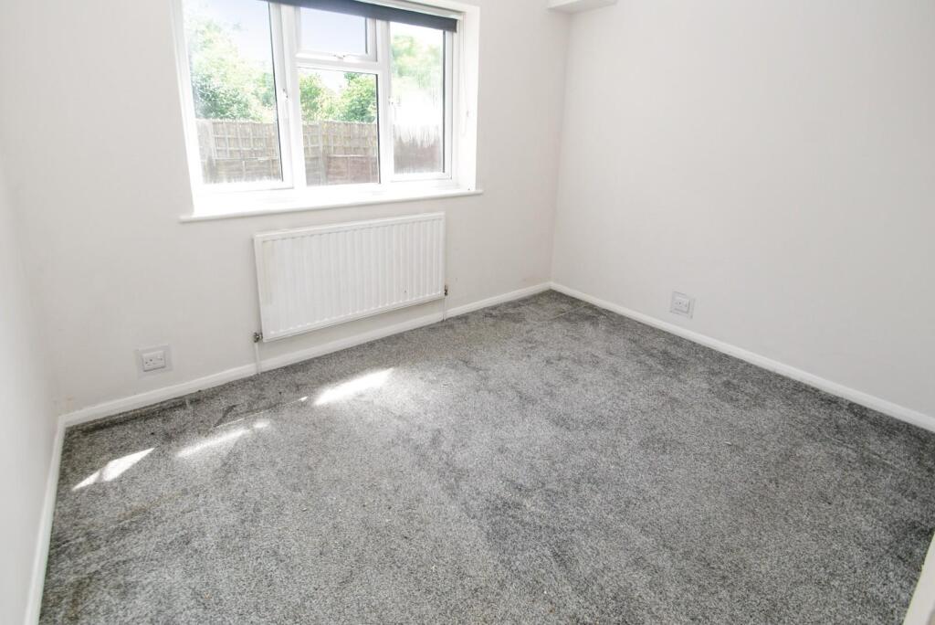 Apartment in Chelmsford - View 4