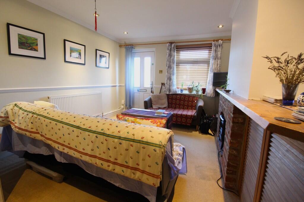 House in Sandy, Central Bedfordshire - View 5