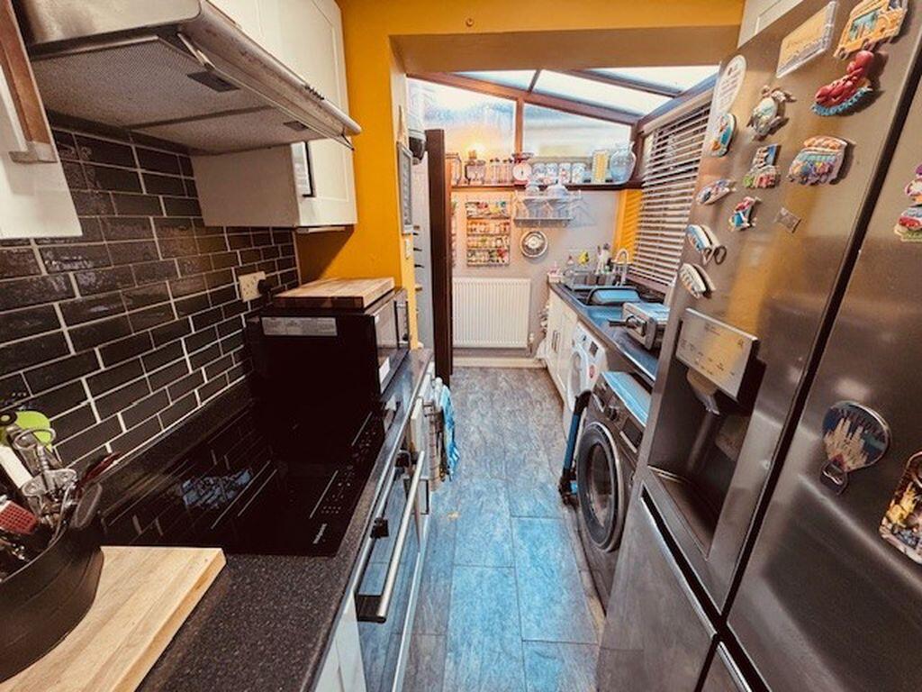Biddulph Road, Fegg Hayes, Stoke-On-Trent photo 4