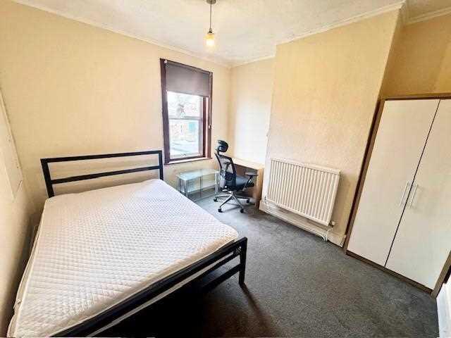 Main image of property: Buller Road, Room 2, Brighton