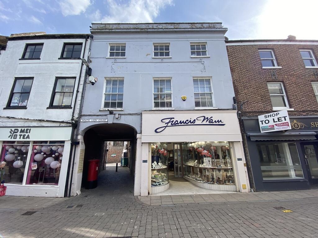 Main image of property: 5 Norfolk Street, King's Lynn, Norfolk, PE30 1AR