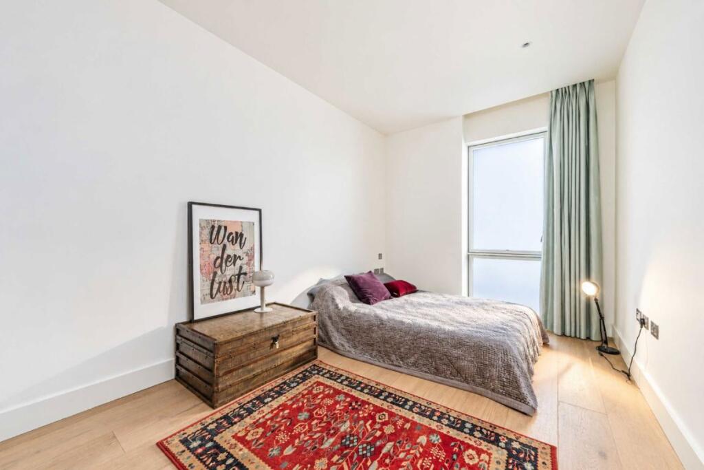Apartment in London - More