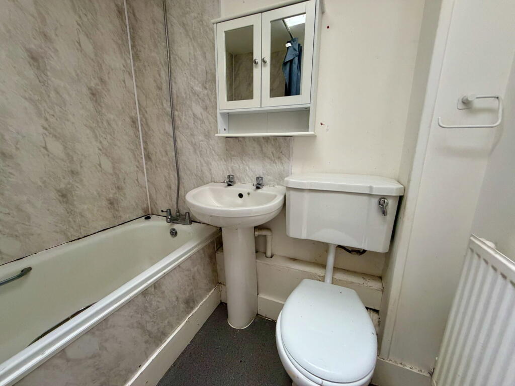 House in Nelson, Caerphilly - View 4