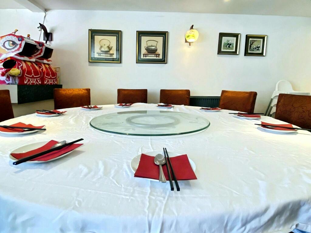 07_private_dining_table.jpg