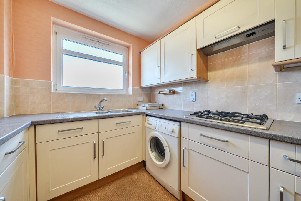 Green Acres, The Crescent, Sidcup - View 3