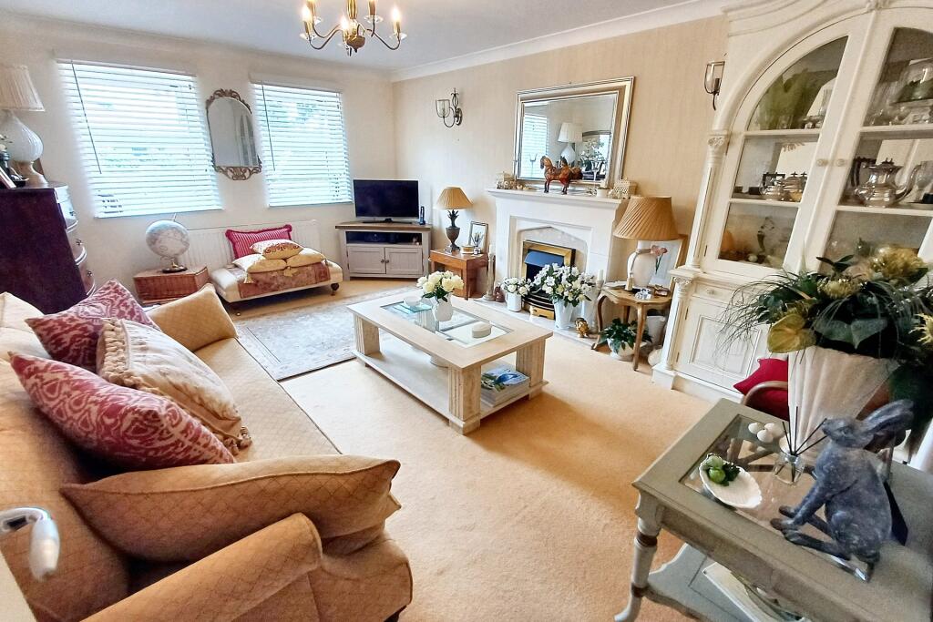 Verwood photo 3