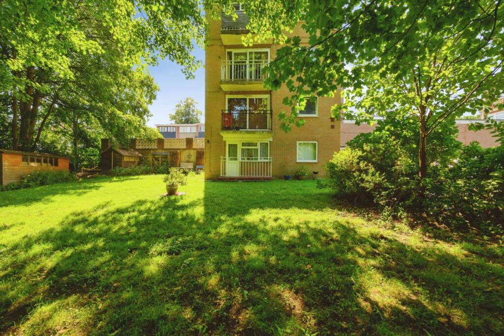 Main image of property: Brook Valley, Southampton, SO16