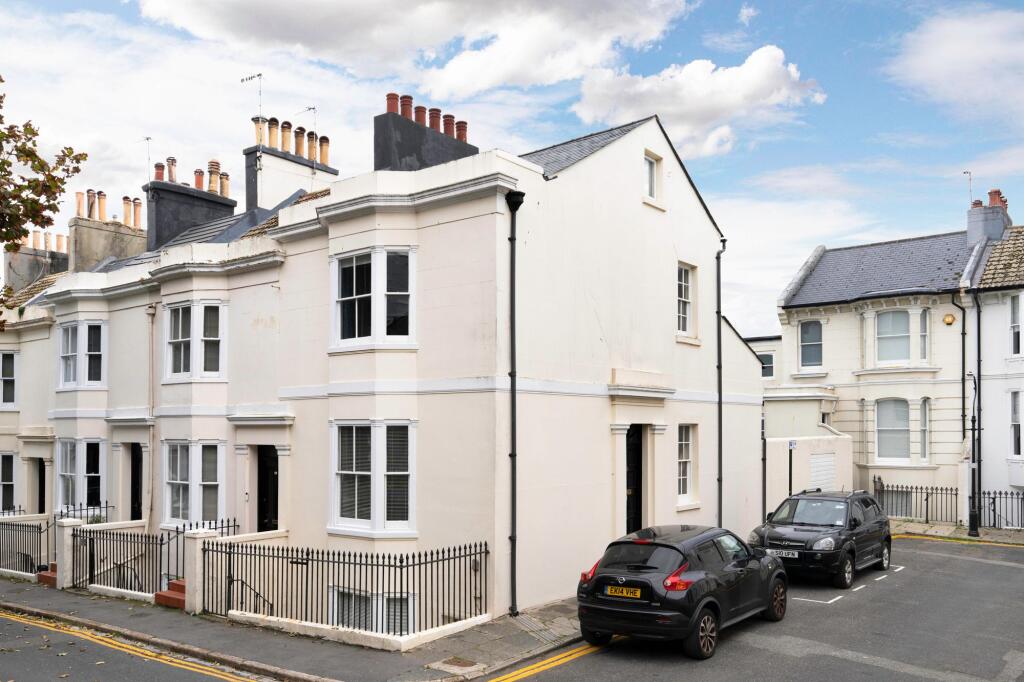 Main image of property: Pelham Square, Brighton