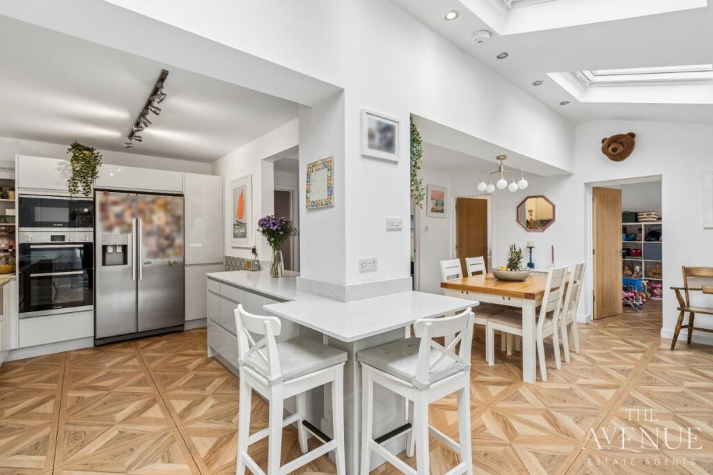 House in South Oxfordshire, Cholsey - More