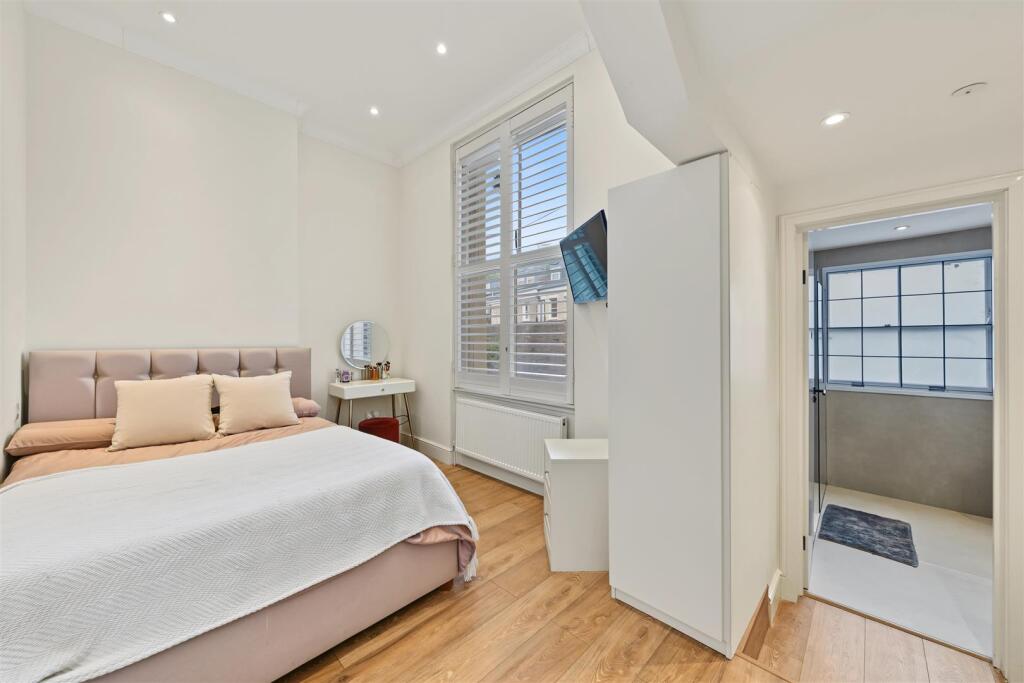 Apartment in London, Kensal Town, Maida Vale - More